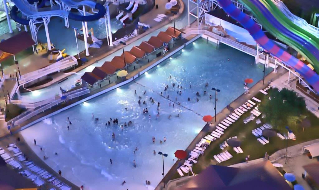 water park wave pool